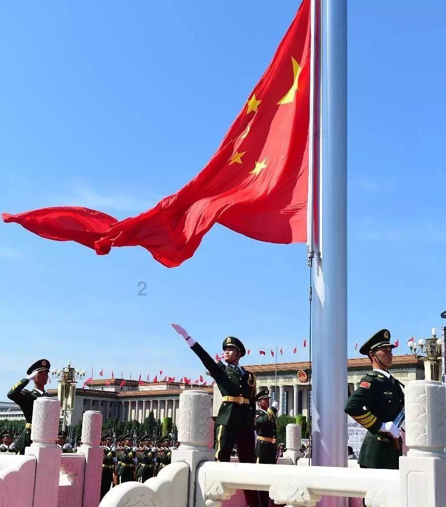 逃离上升的热气球